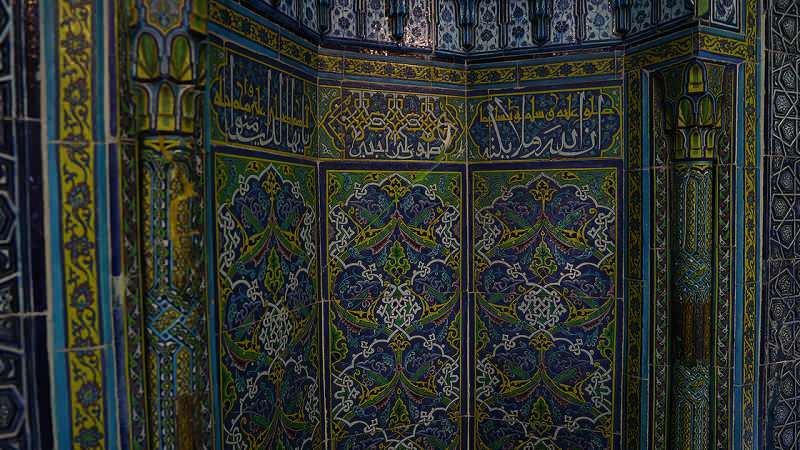 לאן ואיך להגיע למסגד מוראדיה? יצירת מופת הנושאת עקבות של אומנות אריחים טורקית