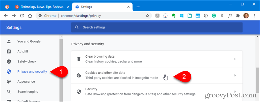 לחץ על עוגיות ונתוני אתרים בהגדרות הפרטיות והאבטחה ב- Chrome