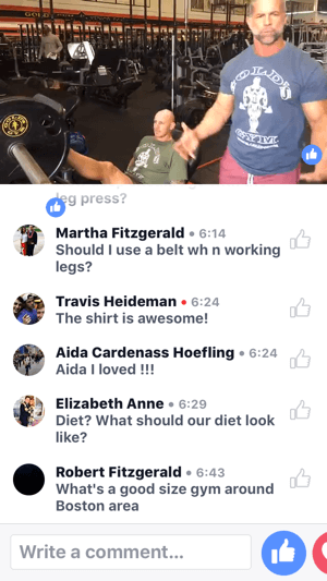 מאמן הסלבריטאים מייק ריאן מדגים כיצד להשתמש במכונת העיתונות לרגליים בשידור חי זה של Facebook.