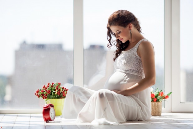 איך צריכה להיות בחירת הבגדים במהלך ההיריון?