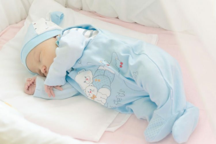 קחו בחשבון את תנוחת השינה אצל תינוקות!