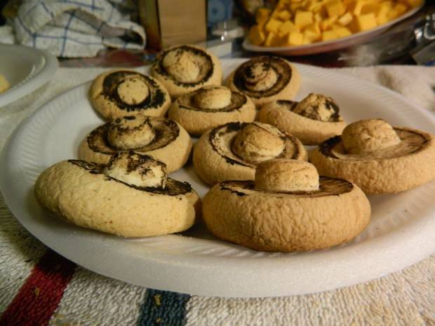 איך מכינים את עוגיות הפטריות הקלות ביותר? הדרך המעשית להכין עוגיות פטריות