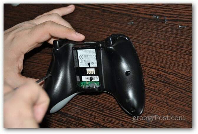 החלף מחדש את מקשי האצבע האנלוגיים של בקר Xbox 360