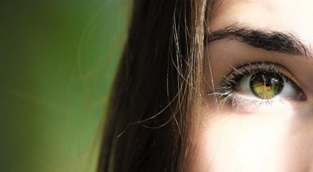 מהם הוויטמינים המגנים על בריאות העיניים?
