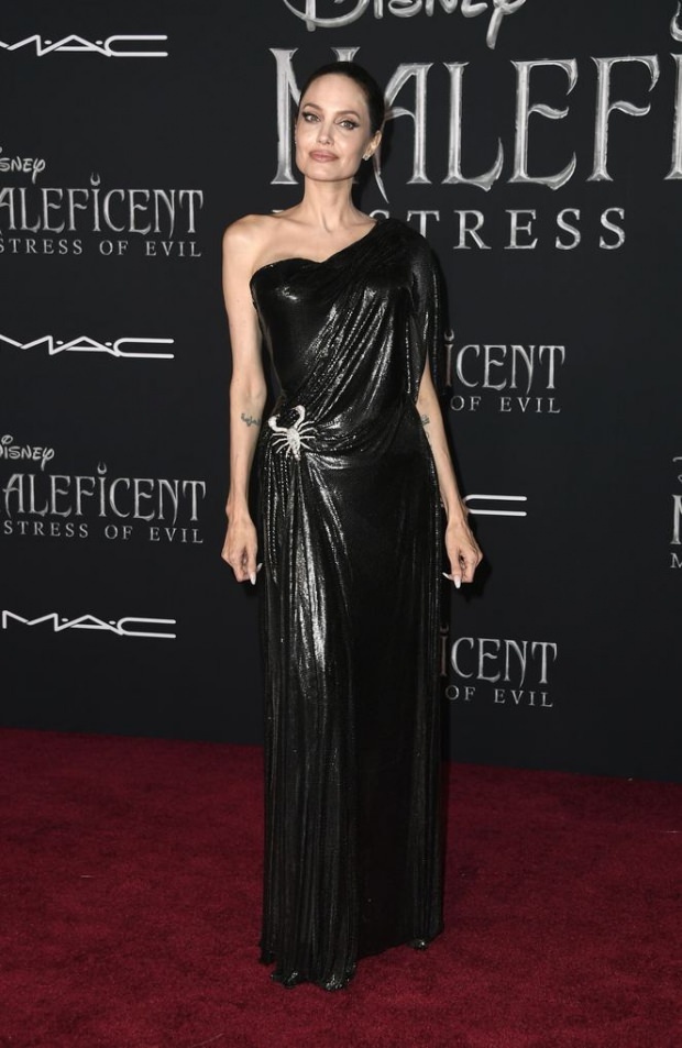אנג'לינה ג'ולי בבכורה בסרט Maleficent