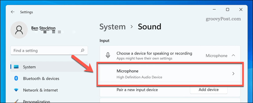 פתח את התקן המיקרופון בהגדרות הקול של Windows 11