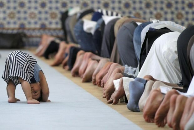 כיצד ללמד ילדים תפילה וקוראן? חינוך דתי בילדים ...