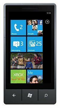 המכשירים הראשונים של Nokia Windows Phone 7 לא ישתנו במשחק