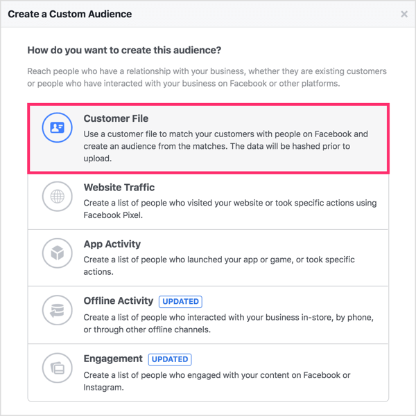 בחר קובץ לקוח כבסיס לקהל המותאם אישית של פייסבוק שאתה יוצר.