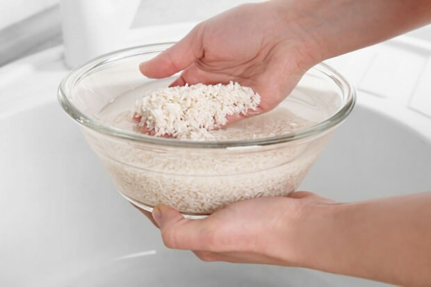 איך מכינים חלב אורז שורף שומן? שיטת הרזיה בחלב אורז