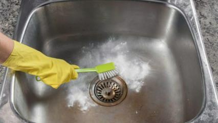 כיצד לנקות כיור נירוסטה? 
