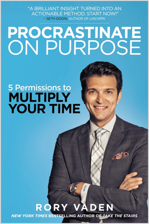 רורי ואדן, מחבר הספר Procrastinate on Purpose, מציע שכדי להכשיר מישהו אחר, תבזבזי עד פי 20 מכמות הזמן שלוקח לך לבצע את המשימה.