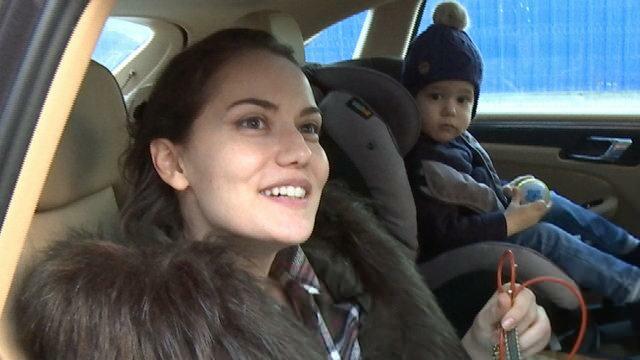 תינוק קראן בפעם הראשונה מול הטלוויזיה! סרטו המסחרי של פאריה אבצ'ן יצא לאקרנים