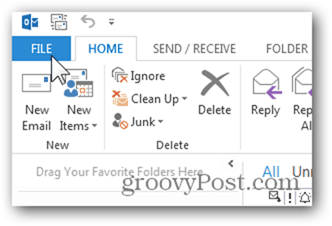 הוסף תיבת דואר Outlook 2013 - לחץ על קובץ