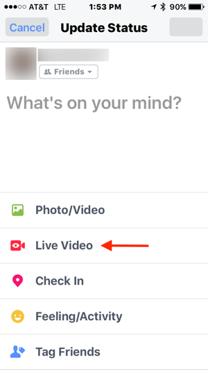 בעדכון הסטטוס שלך בפייסבוק, הקש על וידאו חי.