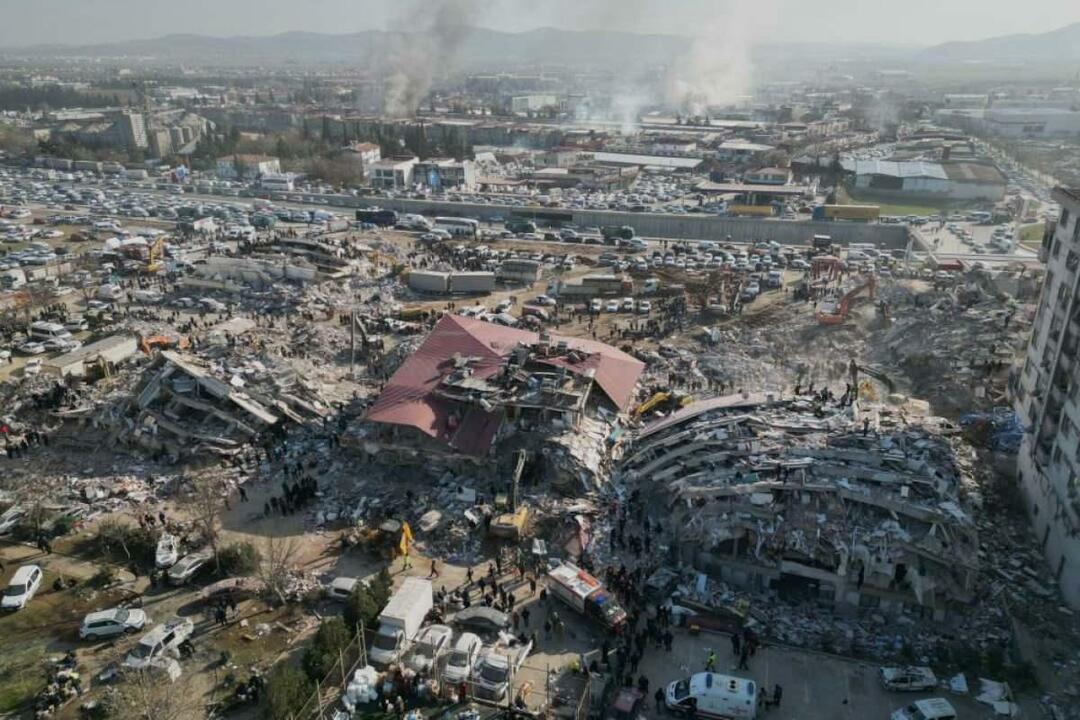 הודיע ​​סארפ אפאק, שאיבד את קרוביו באזור רעידת האדמה