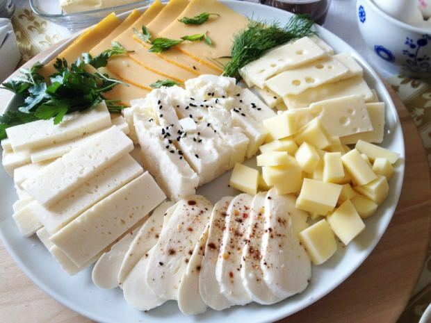 איך להכין דיאטת גבינה?