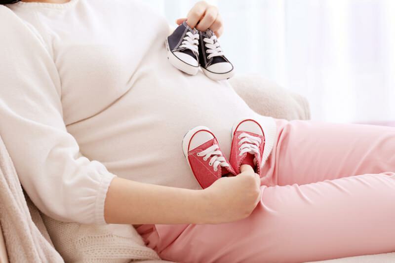 איך נוצר הריון תאום? תסמיני הריון תאומים