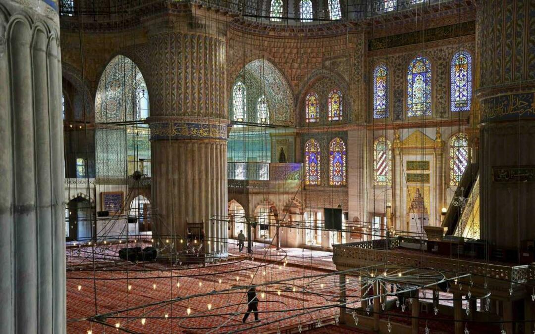 תכונות מסגד סולטנאחמט