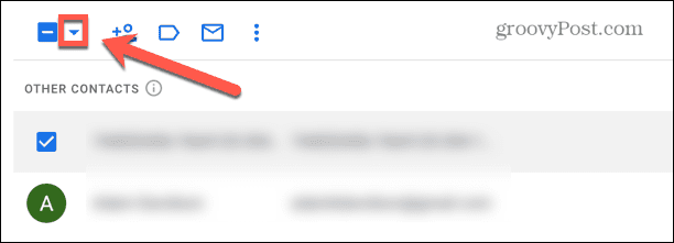חץ תיבת הסימון של Gmail