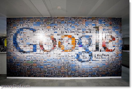 לוגו ענק של פסיפס של גוגל
