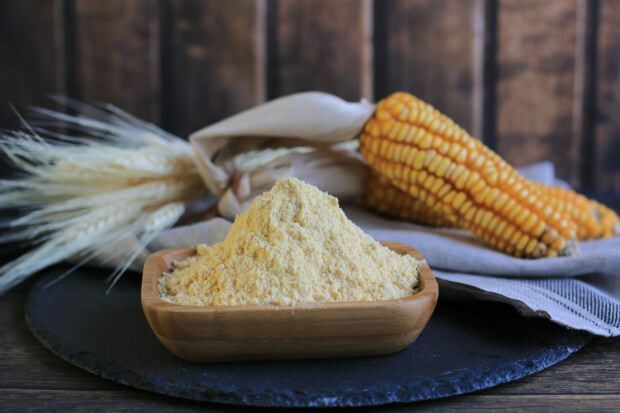 מה היתרונות של קמח תירס לעור? איך מכינים מסיכת קמח תירס?