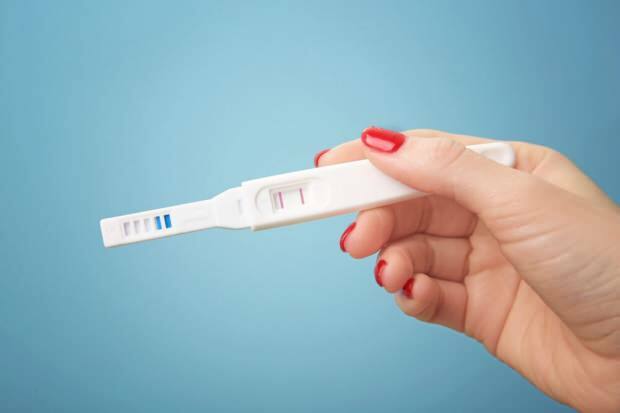 איך לערוך בדיקת הריון בבית?