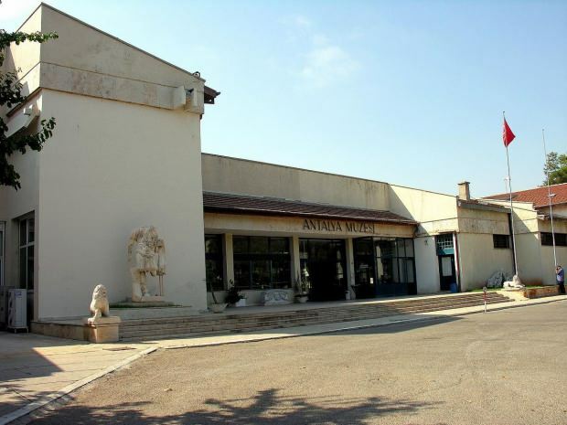 מוזיאון אנטליה