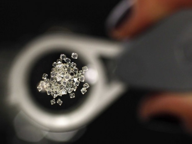 איך להבין יהלומים מזויפים?