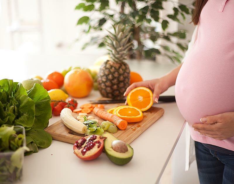 מה לאכול בגלל מחסור בברזל בהריון?