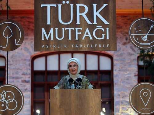 מטבח טורקי עם מתכונים למאה שנה מועמדים ב-2 קטגוריות