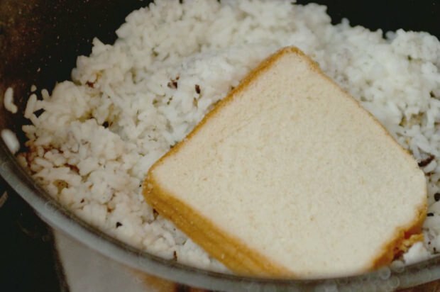אם תשים לחם על האורז ...