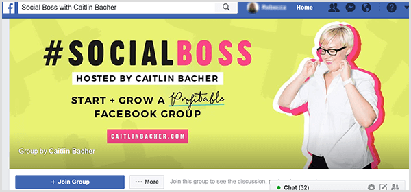 לתמונת השער של קבוצת הפייסבוק של חברת Social Boss בהנחיית קייטלין באכר יש רקע צהוב, מבטאים ורודים על הטקסט ותצלום של קייטלין מושכת את צווארון החולצה שלה.