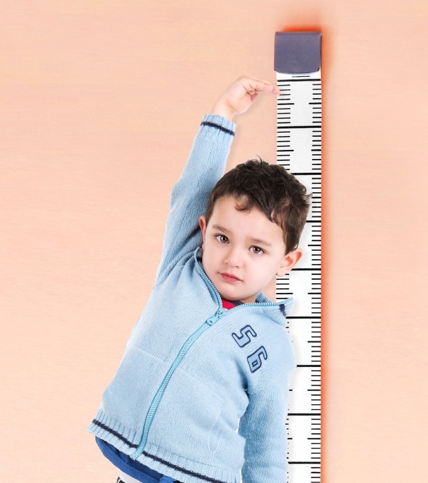 האם אורך קצר בגנים משפיע על גובה הילדים?