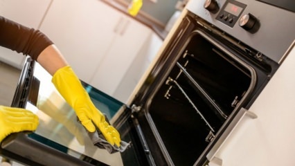 כיצד לנקות את פנים התנורים?