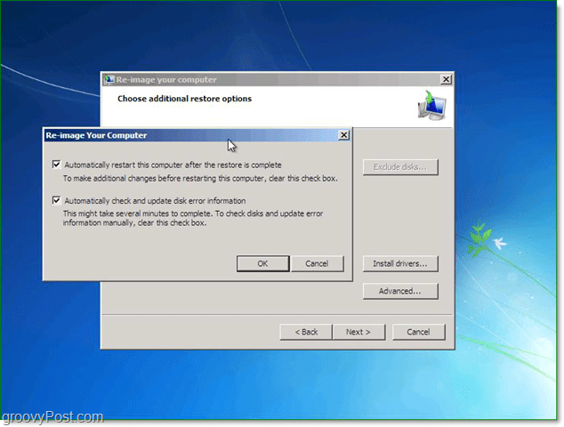 השתמש באפשרויות המתקדמות כדי להתאים אישית את שחזור תמונת המערכת של Windows 7 שלך