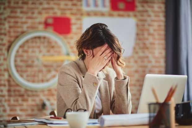 לחץ מוגזם גורם לעייפות מתמדת בסביבת העבודה