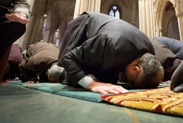 כיצד לבצע תפילה כאשר התפילה מגיעה מאוחר עם הקהילה?