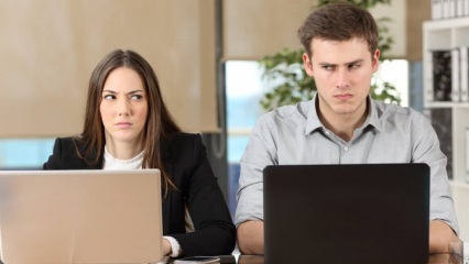 האם בני זוג צריכים לעבוד באותו מקום עבודה?