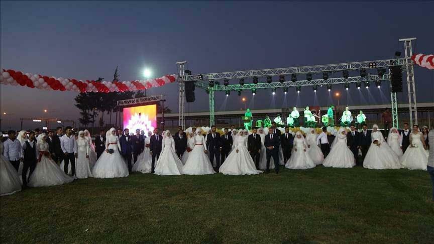 חתונות וחתונות נערכו ל-100 קורבנות רעידת אדמה