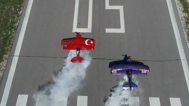 טייסת אזרחית aerobatic של טורקיה בלבד