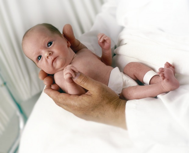 מהי מחלת פנילקטונוריה אצל תינוקות?